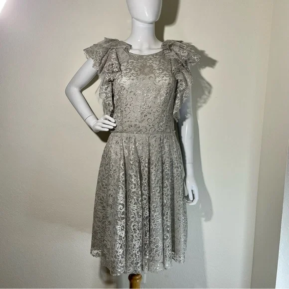 cheap lace mermaid wedding dress Vintage Mermaid/Trumpet Square Neck Long Sleeves Ruched Lace Wedding Dress main image 1